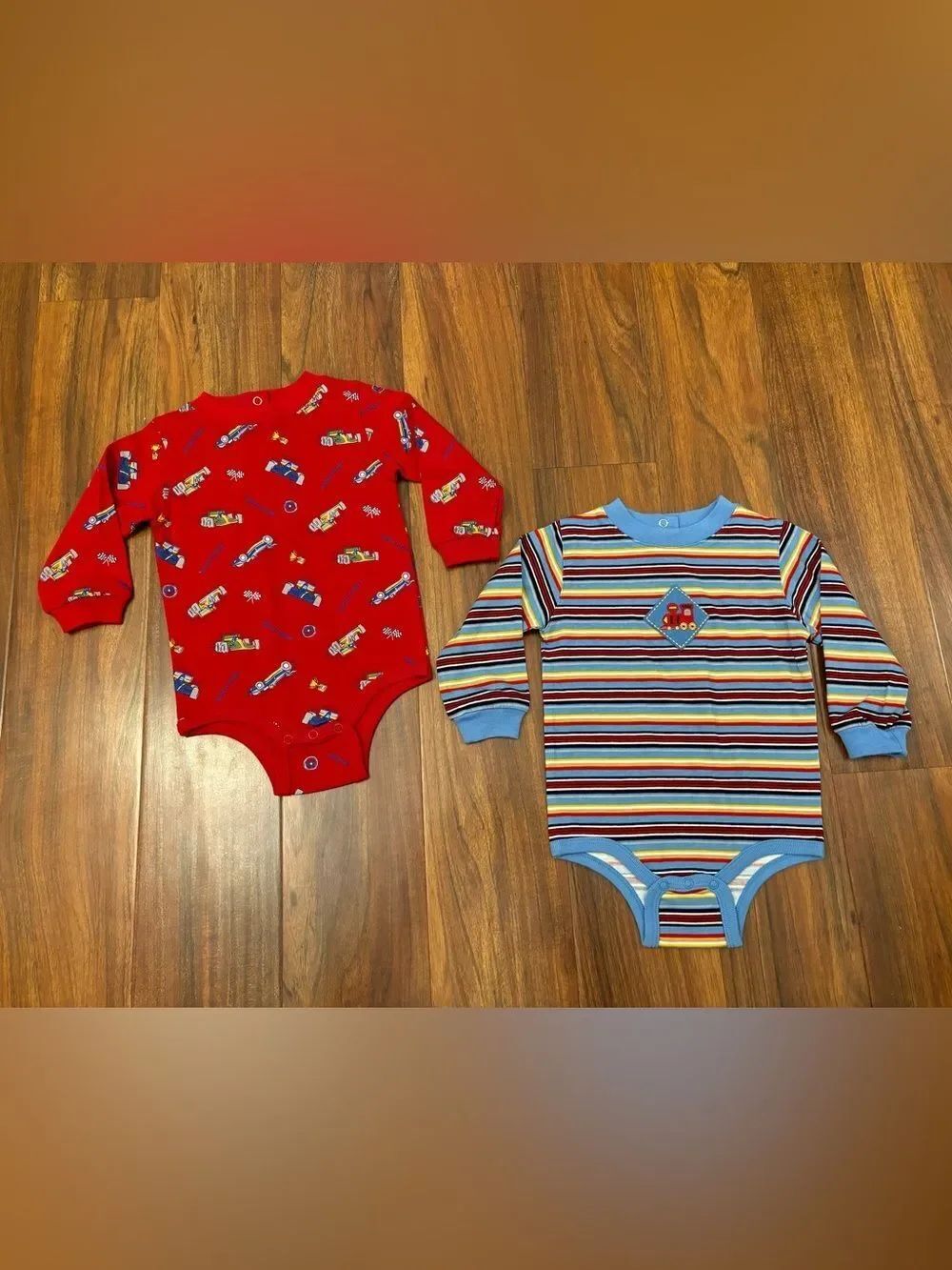 Okie Dokie vintage/y2k 2 long sleeve onesies